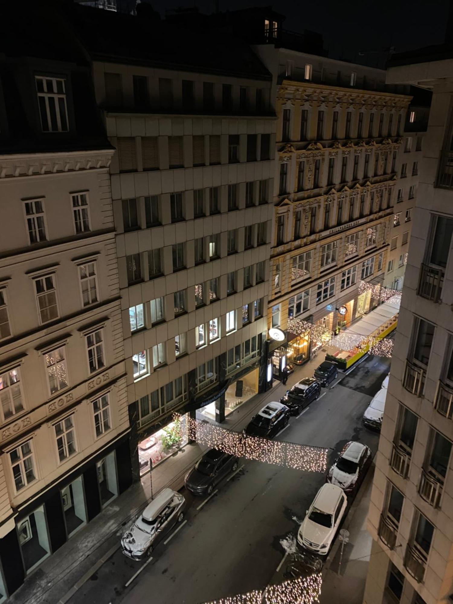 Neicapartmentlandskron 1010 Vienna Exterior photo